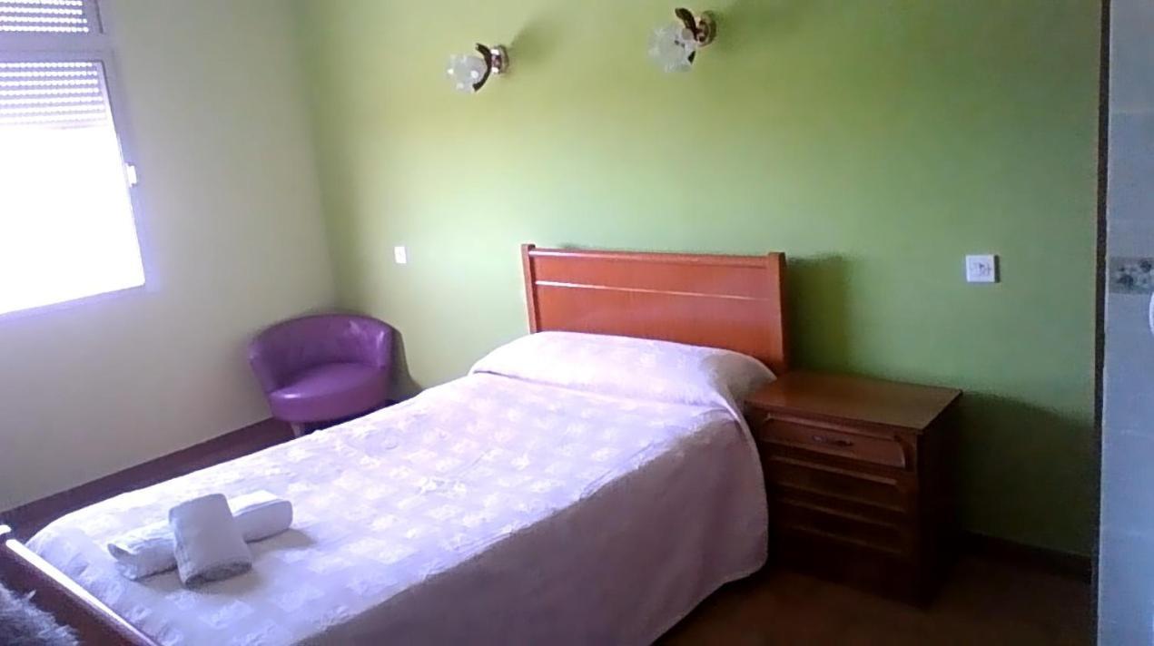 Hostal Restaurante Galicia Villardefrades Екстер'єр фото